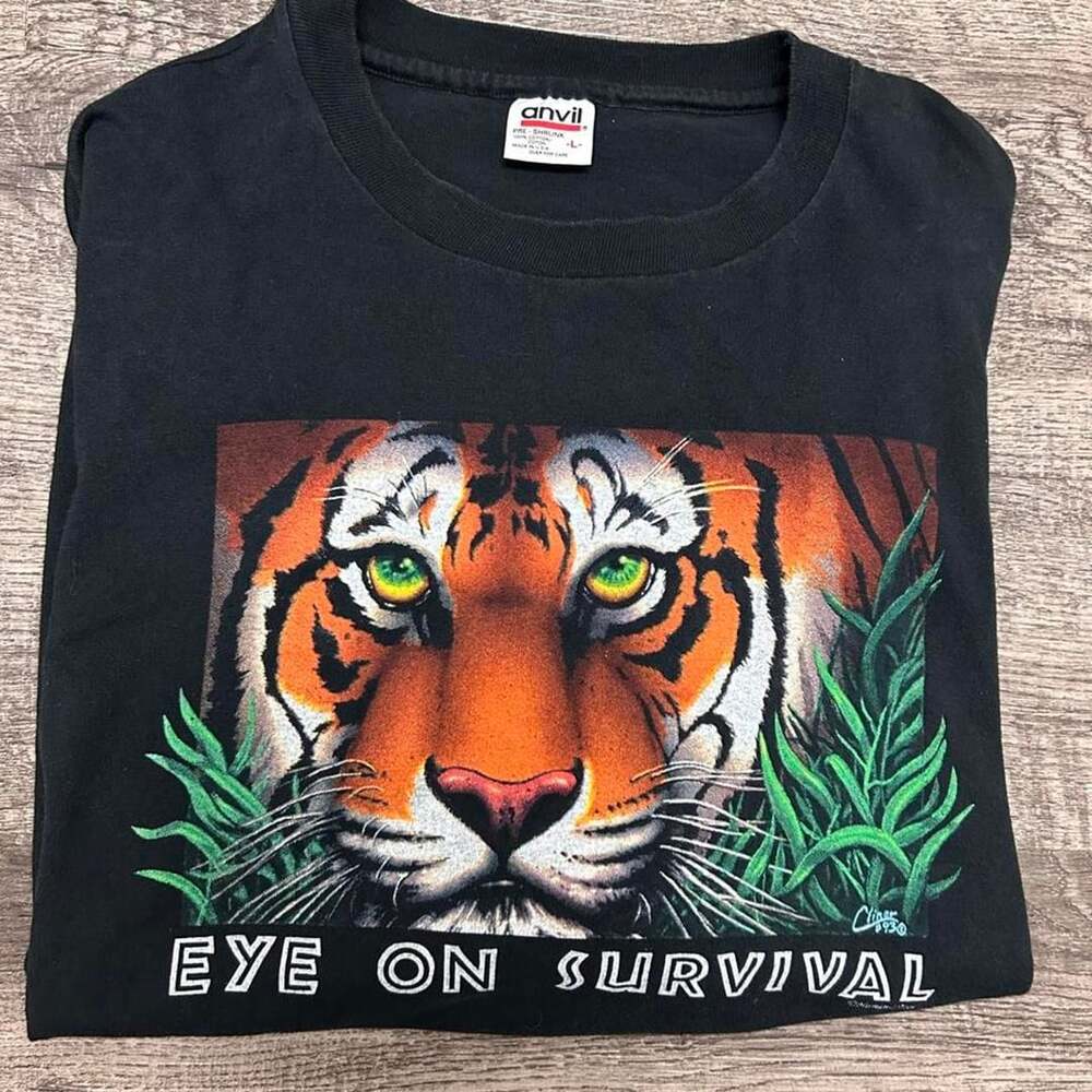 Anvil Human-i-Tees Eye On Survival Tiger Long Sleeve T-Shirt Size L